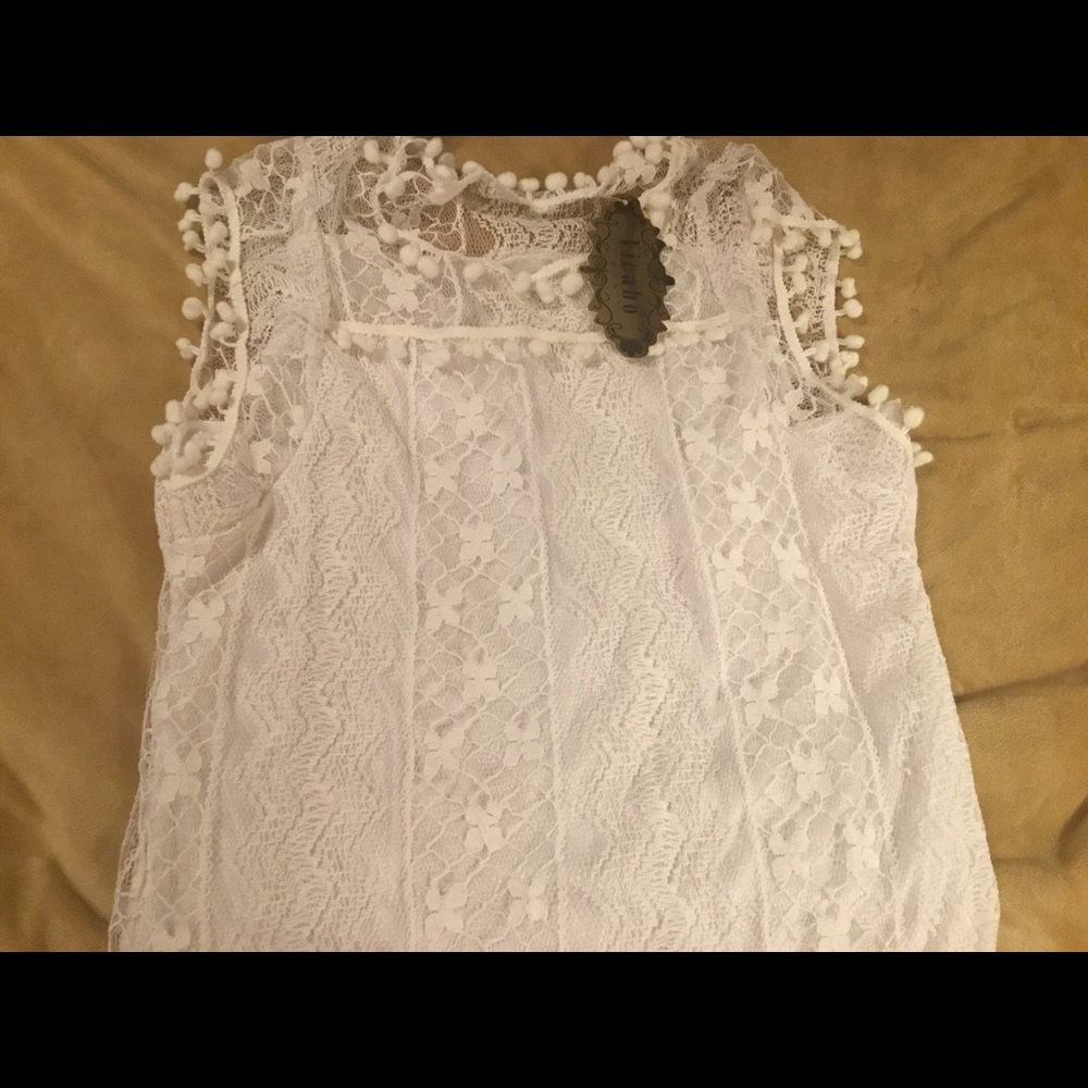 Women Beautiful Lace Lined White Sleeveless Shirt